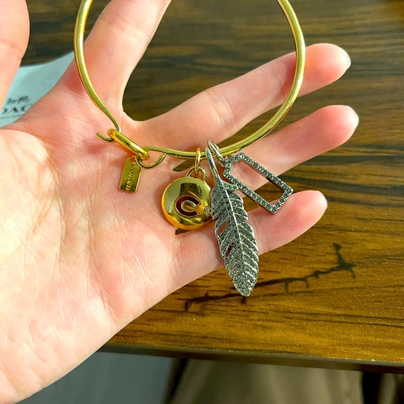 Coach Bracelet - Picture 2 of 4